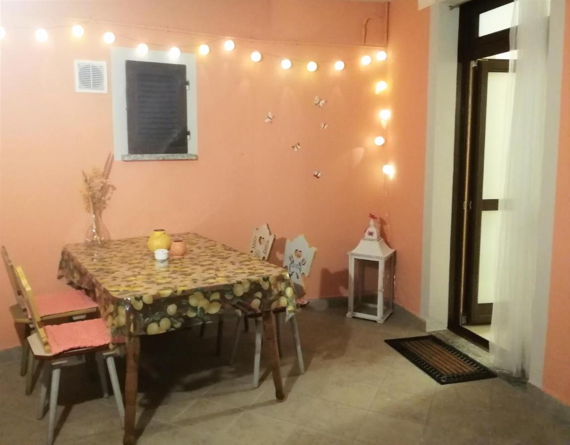 Apartment Vista Legnone Dubino Екстериор снимка